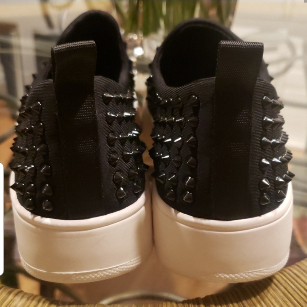 Steve Madden Baxon spiked sneakers - Picture 3 of 4